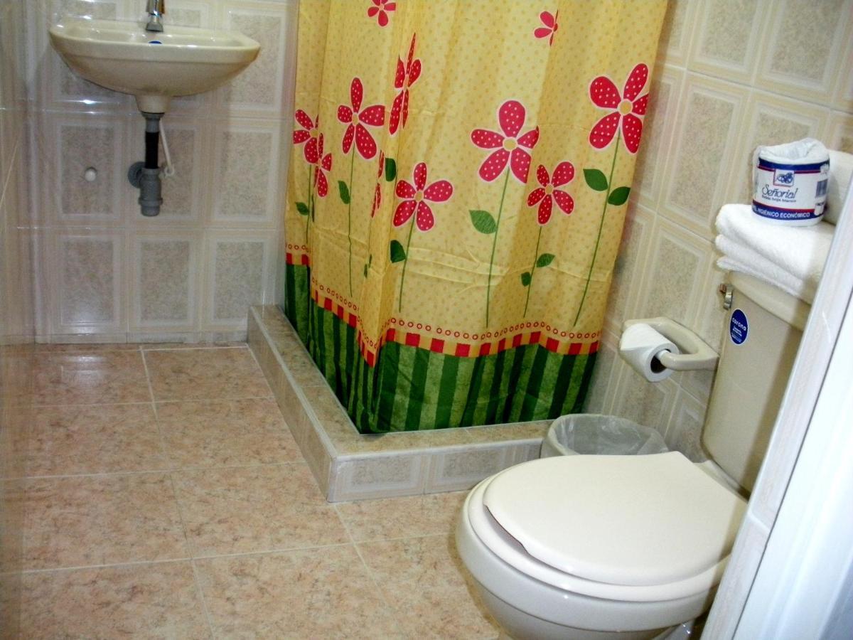 Hotel Casa Sarita ボゴタ エクステリア 写真